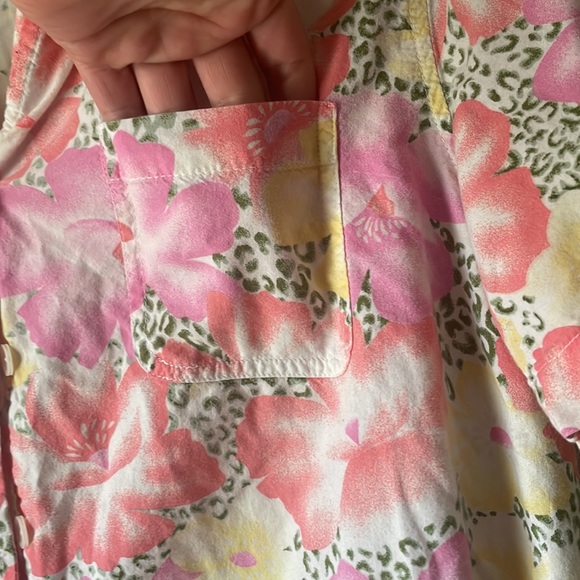 Vintage Classic Elements pink and yellow floral short sleeve button blouse - Picture 6 of 8
